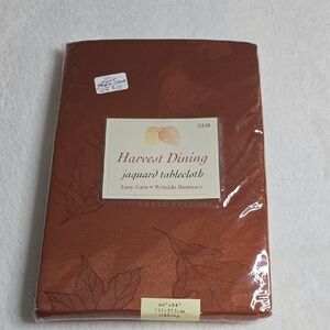 Jacquard Tablecloth - Rust